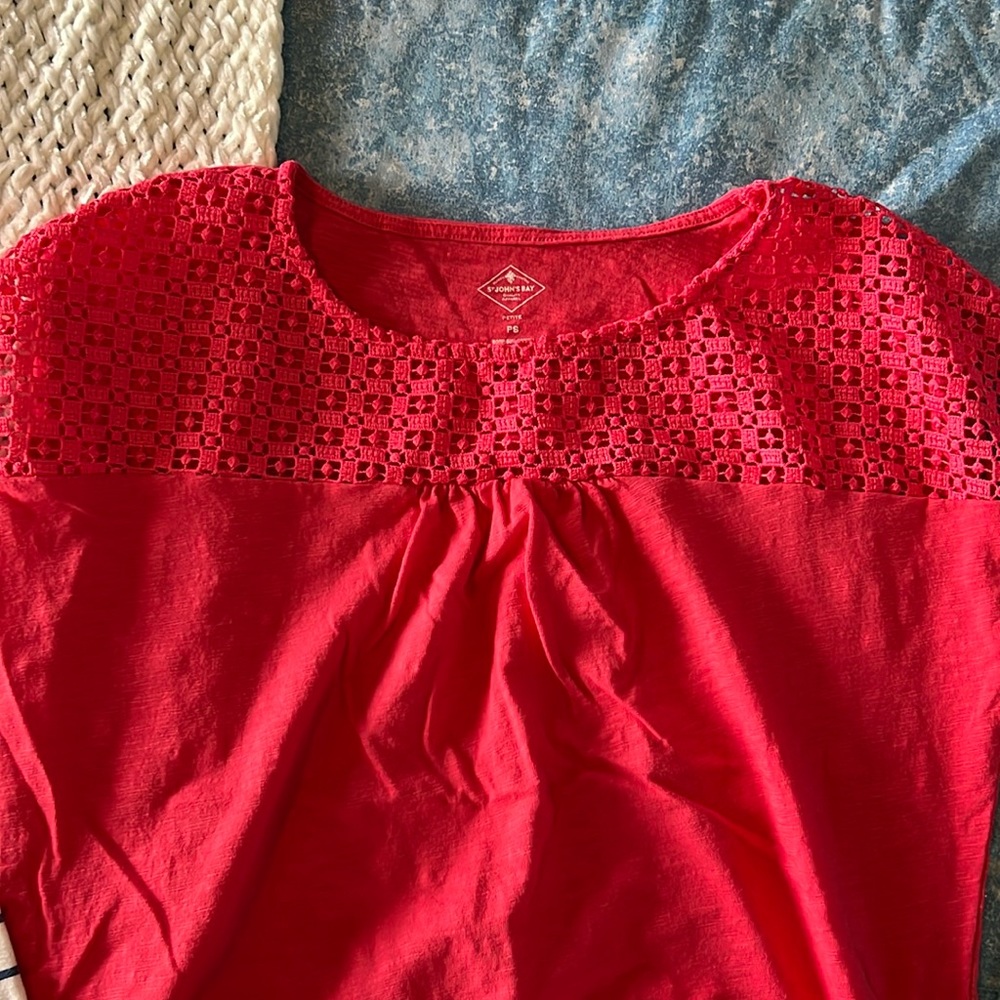 Petite small, St. John’s bay, women’s top